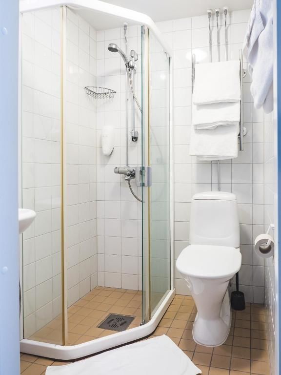 Отель Hotel Pietari Kylliäinen Савонлинна-46